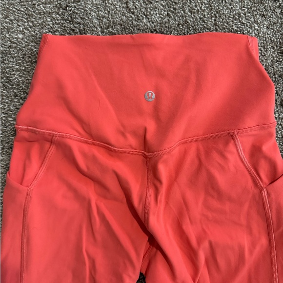 Lululemon ALIGN PANT with Pockets 25 inches- Size 6 - Picture 4 of 6